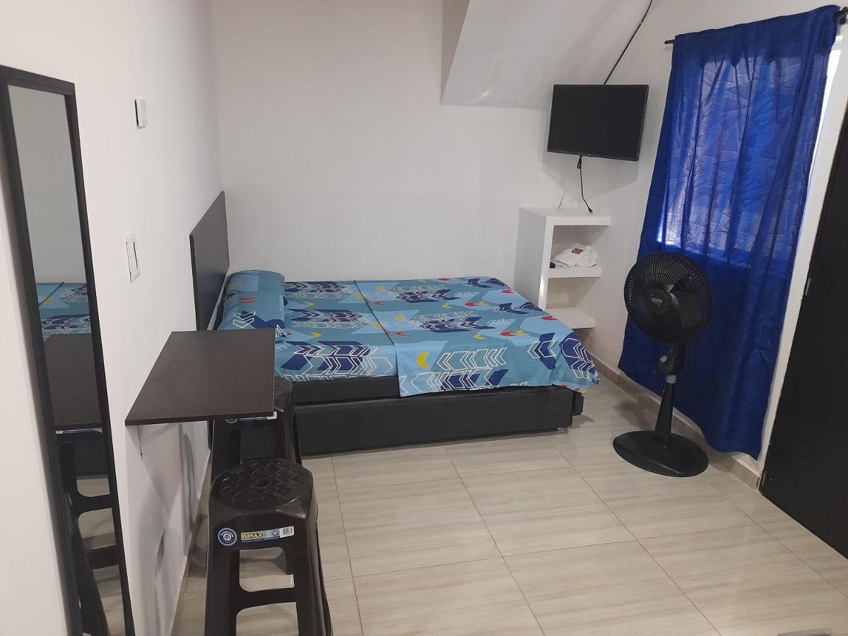 Apartaestudios El Jardin Cali Chambre photo